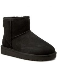Ugg Śniegowce W Classic Mini II 1016222 Czarny. Czarne kozaki damskie UGG, ze skóry. Za 709.99 zł.