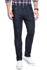 WRANGLER LARSTON MĘSKIE SPODNIE JEANSOWE JEANSY DARK RINSE W18SP690A 112127578. Jeansy męskie Wrangler. W wyprzedaży za 169.99 zł.