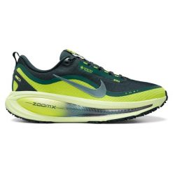 Buty do biegania Nike Vomero 18 GTX Damskie. Zielone obuwie sportowe damskie Nike, bez wzorów, z gore-texu, do biegania. Za 819.45 zł.