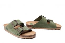 DR. BRINKMANN 701007-07 grun, klapki damskie. Zielone klapki damskie Dr. Brinkmann, bez wzorów, ze skóry, bez obcasa. Za 246.42 zł.