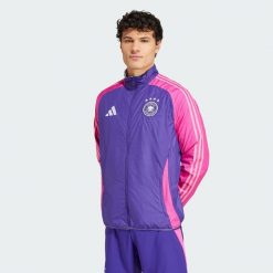 Bluza Germany Anthem. Białe bluzy sportowe męskie Adidas, l, bez wzorów, z materiału, bez kaptura, do piłki nożnej. W wyprzedaży za 435.20 zł.