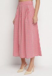 Czerwona Spódnica w Kratę Rozkloszowana z Bawełną Leanolia. Czerwone spódnice damskie Born2be, m, bez wzorów, z bawełny, eleganckie, z podwyższonym stanem, midi, proste. Za 89.99 zł.