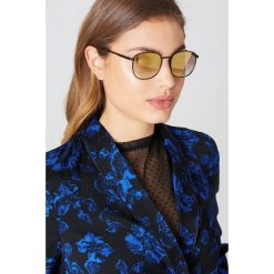 Le Specs Okulary przeciwsłoneczne Neptune - Black,Gold. Czarne okulary przeciwsłoneczne damskie Le Specs. W wyprzedaży za 91.19 zł.