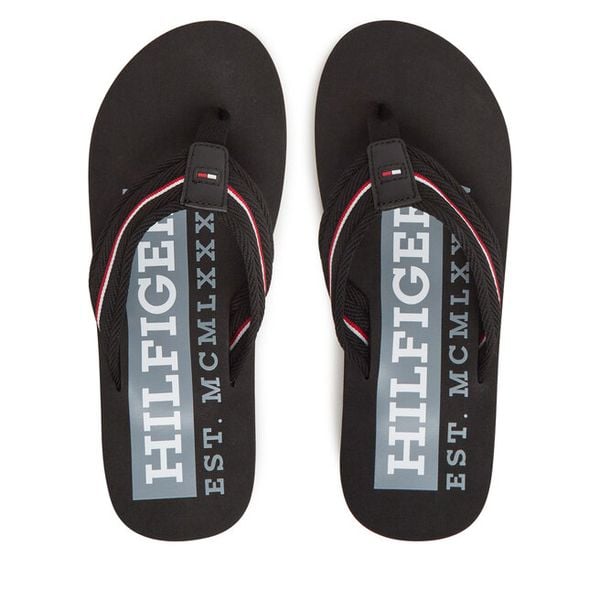 Japonki Tommy Hilfiger. Czarne klapki męskie Tommy Hilfiger. Za 89.99 zł.