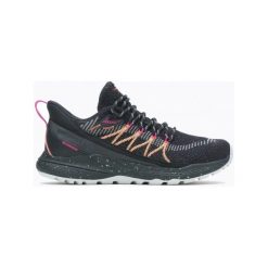 Buty turystyczne damskie Merrell Bravada 2 Wp. Czarne obuwie sportowe damskie Merrell, bez wzorów, trekkingowe. W wyprzedaży za 499.95 zł.