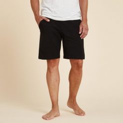 Spodenki Do Jogi Męskie Eko Bawełna Czarne. Czarne krótkie spodenki sportowe męskie KIMJALY, m, bez wzorów, z bawełny, na jogę i pilates. Za 69.99 zł.