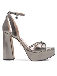 Nine West Sandały AAHIDA ZL23002CC Srebrny. Szare klapki damskie Nine West, bez wzorów, z syntetyku, bez obcasa, na słupku, bez zapięcia. Za 149.99 zł.