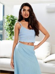 Spódnica midi z rozporkiem - niebieski. Niebieskie spódnice damskie Sinsay, l, bez wzorów, midi. W wyprzedaży za 35.99 zł.