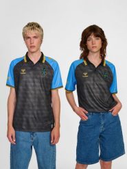 Koszulka wyjazdowa Hummel Las Vegas 2025/26. Białe t-shirty damskie Hummel, xl, z aplikacjami, z materiału, klasyczne, bez kołnierzyka. Za 344.25 zł.