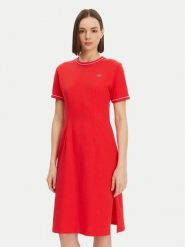 Lacoste Sukienka codzienna EF9988 Czerwony Slim Fit. Czerwone sukienki damskie Lacoste, na co dzień, bez wzorów, z bawełny, bez kołnierzyka, bez ramiączek, proste. Za 349.99 zł.