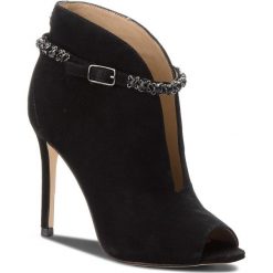 Szpilki GUESS - FLFIY4 SUE09 BLACK. Czarne szpilki damskie Guess, z materiału. Za 859.00 zł.