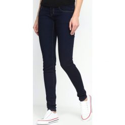 Granatowe Jeansy Sassy. Jeansy damskie marki Born2be. Za 49.99 zł.