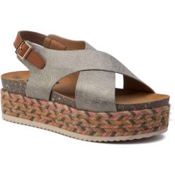 Espadryle REFRESH - 69790 Plumb. Szare klapki damskie Refresh, bez wzorów, ze skóry ekologicznej, bez obcasa, bez zapięcia. W wyprzedaży za 129.00 zł.