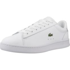Tenisówki Lacoste Model Carnaby Set Kolor Biały. Białe trampki i tenisówki damskie Lacoste, bez wzorów, ze skóry, sportowe, bez zapięcia. Za 419.00 zł.