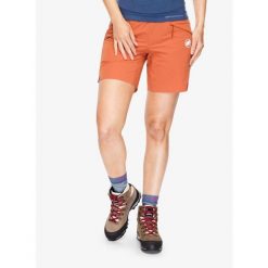 Spodenki turystyczne damskie Mammut Aenergy Light SO Shorts. Czerwone szorty sportowe damskie Mammut, bez wzorów, sportowe, trekkingowe. Za 319.99 zł.