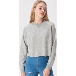 Krótka bluza basic - Jasny szary. Bluzy damskie Sinsay. Za 29.99 zł.