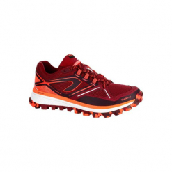 Buty do biegania KIPRUN TRAIL MT damskie. Czerwone obuwie sportowe damskie KALENJI, z gumy. W wyprzedaży za 219.99 zł.