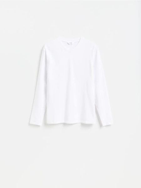 Longsleeve slim fit - biały. Białe bluzki z długim rękawem męskie Reserved, l, bez wzorów, z bawełny, bez kołnierzyka. W wyprzedaży za 49.99 zł.