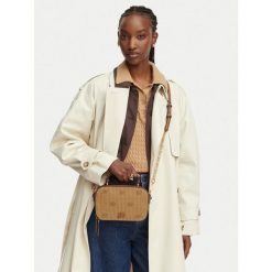 Torebka KARL LAGERFELD. Brązowe torebki do ręki damskie KARL LAGERFELD, bez wzorów, klasyczne, bez dodatków. Za 1,299.00 zł.