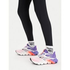 Buty do biegania Reebok. Białe obuwie sportowe damskie Reebok, bez wzorów, do biegania. Za 489.99 zł.