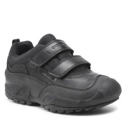 Sneakersy Geox. Czarne półbuty chłopięce Geox, bez wzorów, bez zapięcia. Za 199.99 zł.