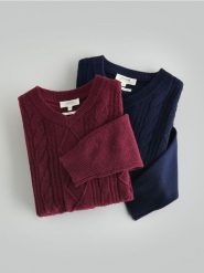 Strukturalny sweter z wełną - bordowy. Czerwone swetry przez głowę męskie Reserved, l, bez wzorów, z dzianiny, bez kołnierzyka. Za 219.99 zł.