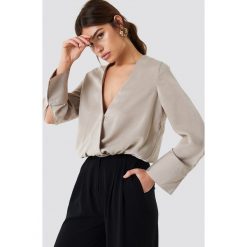 NA-KD Kopertowy bluzka z satyny - Beige. Bluzki damskie marki NA-KD. Za 121.95 zł.