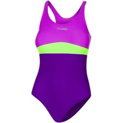 Strój jednoczęściowy pływacki dla dzieci Aqua Speed Emily. Fioletowe stroje kąpielowe dla dziewczynek Aqua-Speed, bez wzorów. Za 69.99 zł.