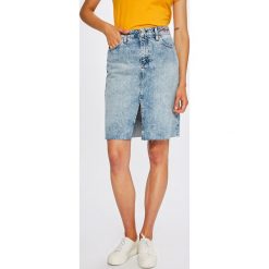 Tommy Jeans - Spódnica. Szare spódnice damskie Tommy Jeans, z bawełny. W wyprzedaży za 349.90 zł.