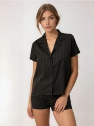 Piżama dwuczęściowa w paski - czarny. Czarne piżamy damskie Sinsay, l, bez wzorów, bez ramiączek. Za 49.99 zł.