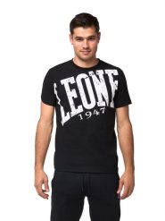 Koszulka męska Leone 1947 Apparel z dużym logo. Czarne koszulki sportowe męskie LEONE 1947 APPAREL, m, bez wzorów, z bawełny, bez kołnierzyka, bez ramiączek, na fitness i siłownię. Za 164.19 zł.