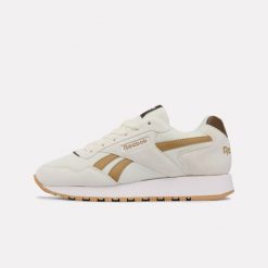 Sneakersy damskie Reebok Glide. Białe obuwie sportowe damskie Reebok, bez wzorów. Za 269.99 zł.
