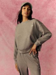 4F Bluza dresowa regular bez kaptura damska - szara M. Szare bluzy damskie 4f, m, bez wzorów, z dresówki, bez kaptura. Za 159.99 zł.