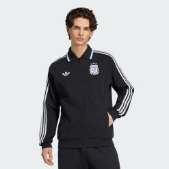 Wyjazdowa bluza reprezentacyjna Argentyna. Czarne bluzy męskie Adidas, xl, bez wzorów, z dresówki, bez kaptura, do piłki nożnej. Za 529.00 zł.