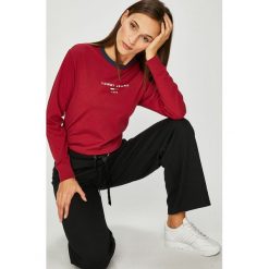Tommy Jeans - Bluzka. Szare bluzki damskie Tommy Jeans, z bawełny, casualowe, z okrągłym kołnierzem. Za 179.90 zł.