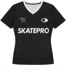 Odzież T-shirts unisex SkatePro Since 96 Active Womens Koszulka - XXL. Czarna t-shirty damskie SKATEPRO, xl, bez wzorów, klasyczne, bez kołnierzyka. Za 141.99 zł.