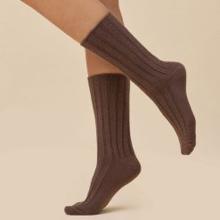 Brązowe skarpetki damskie Gabriella wełna merino 1213. Brązowe skarpety damskie Gabriella, bez wzorów, z elastanu. Za 35.90 zł.