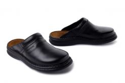 JOSEF SEIBEL 10663 MAX 37 600 schwarz, klapki męskie. Klapki męskie Josef Seibel, ze skóry. Za 299.90 zł.