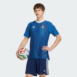 Koszulka Grecja 26 Away Authentic. Niebieskie koszulki sportowe męskie Adidas, l, bez wzorów, z dzianiny, bez kołnierzyka, bez ramiączek, do piłki nożnej, climacool (adidas). Za 649.00 zł.
