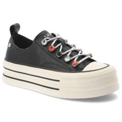 Sneakersy damskie GOE, cholewka ze skóry licowej z zaokrąglonym noskiem na solidnej podeszwie, czarne, TT2N4073. Czarne półbuty damskie GOE, bez wzorów, ze skóry, klasyczne, bez obcasa, na platformie, bez zapięcia. Za 409.00 zł.