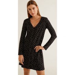 Mango - Sukienka Veldu. Czerwone sukienki damskie Mango, l, bez wzorów, z dzianiny, casualowe, bez kołnierzyka, bez ramiączek. W wyprzedaży za 39.90 zł.