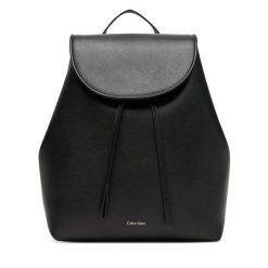 Plecak Calvin Klein. Czarne plecaki damskie Calvin Klein, bez wzorów. Za 419.99 zł.