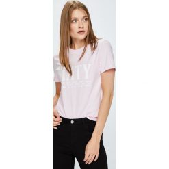 Miss Sixty - Top. Szare topy damskie Miss Sixty, z nadrukiem, z bawełny, z okrągłym kołnierzem, z krótkim rękawem. W wyprzedaży za 129.90 zł.