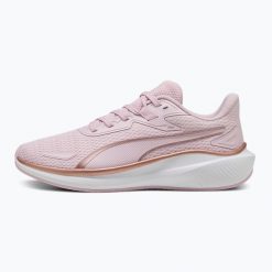 Buty do biegania PUMA Skyrocket Lite Elevate. Czerwone obuwie sportowe damskie Puma, bez wzorów, do biegania. Za 189.99 zł.