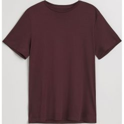 Gładki t-shirt - Bordowy. Czerwone t-shirty męskie Reserved. Za 49.99 zł.