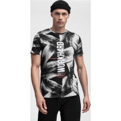 T-shirt męski TSM284 - ciemny szary allover. T-shirty męskie marki Giacomo Conti. Za 59.99 zł.