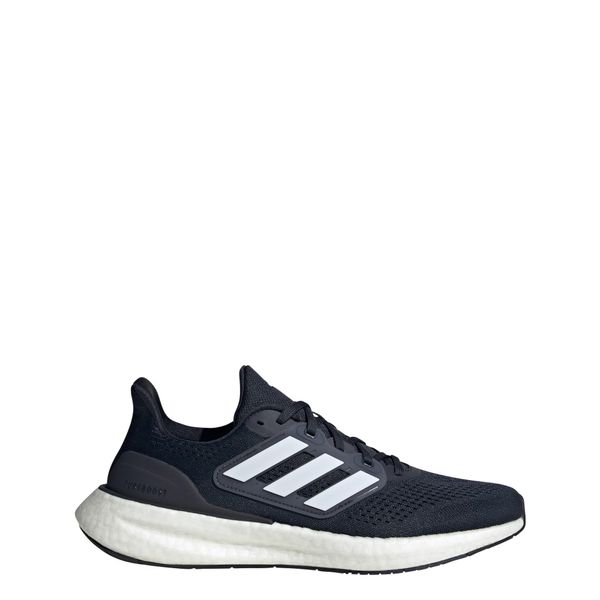 Buty Pureboost 23. Białe buty sportowe męskie Adidas, bez wzorów, z materiału, do biegania. Za 499.99 zł.