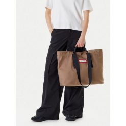 Torebka Hunter. Brązowe torebki do ręki damskie Hunter, bez wzorów, bez dodatków. Za 159.99 zł.
