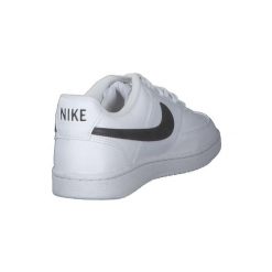 Buty do chodzenia damskie Nike Court Vision LO. Białe obuwie sportowe damskie Nike, bez wzorów, z gumy, trekkingowe, nike court. Za 390.00 zł.