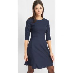 Rozkloszowana sukienka. Sukienki damskie marki Orsay. Za 139.99 zł.